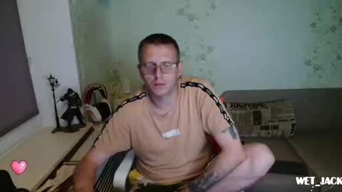 Snapshot of hlestus chatting on September 10, 7:58 pm Wet Jack online show from September 10, 7:58 pm
