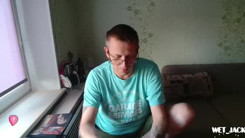 Snapshot of hlestus chatting on September 19, 7:10 am Wet Jack online show from September 19, 7:10 am