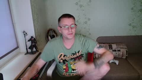 Snapshot of hlestus chatting on November 4, 12:48 pm Wet Jack online show from November 4, 12:48 pm