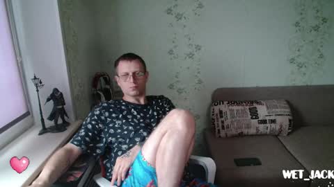 Snapshot of hlestus chatting on November 28, 7:00 am Wet Jack online show from November 28, 7:00 am