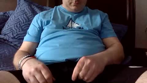 Snapshot of hockeyguy10rangers chatting on February 11, 5:18 pm hockeyguy10rangers online show from February 11, 5:18 pm