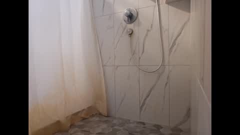 hockeyjock17 online show from March 29, 6:52 pm