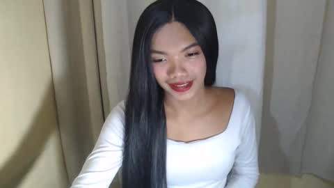 Guinevere3 online show from January 10, 5:26 pm