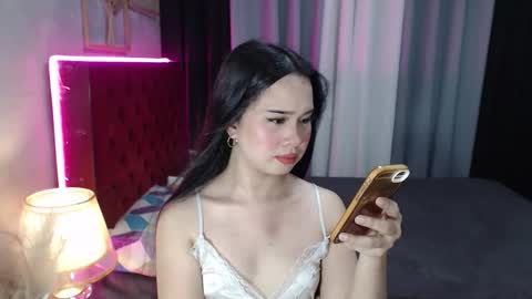 Snapshot of hoelymolly chatting on October 23, 7:40 am hoelymolly online show from October 23, 7:40 am