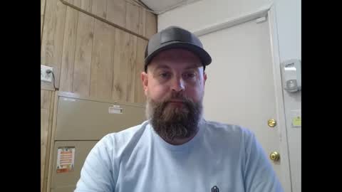 Hold The Door online show from December 12, 9:26 pm