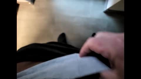 Snapshot of holger_man chatting on January 2, 8:06 am holger_man online show from January 2, 8:06 am