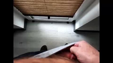 Snapshot of holger_man chatting on February 24, 12:37 pm holger_man online show from February 24, 12:37 pm