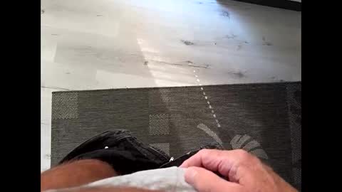 Snapshot of holger_man chatting on October 2, 10:44 am holger_man online show from October 2, 10:44 am