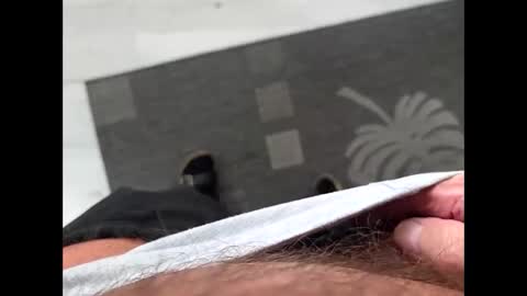 Snapshot of holger_man chatting on October 21, 9:54 am holger_man online show from October 21, 9:54 am