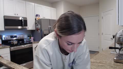 Snapshot of holihurricane chatting on November 7, 4:12 am Holi Hurricane online show from November 7, 4:12 am