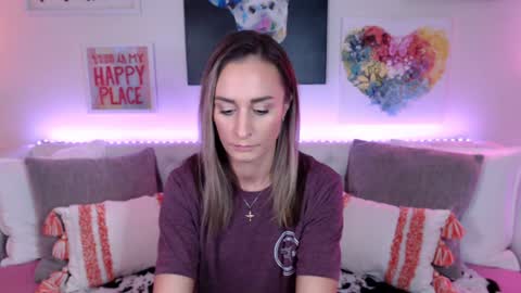 Snapshot of holihurricane chatting on November 10, 3:38 am Holi Hurricane online show from November 10, 3:38 am