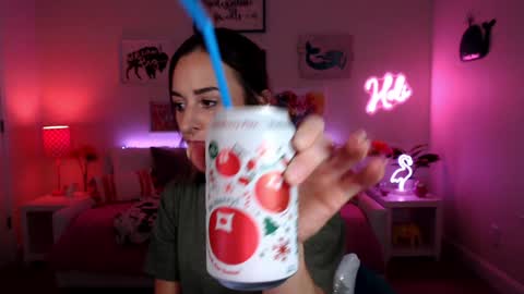 Snapshot of holihurricane chatting on December 1, 3:22 am Holi Hurricane online show from December 1, 3:22 am