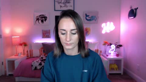 Snapshot of holihurricane chatting on December 4, 2:54 am Holi Hurricane online show from December 4, 2:54 am