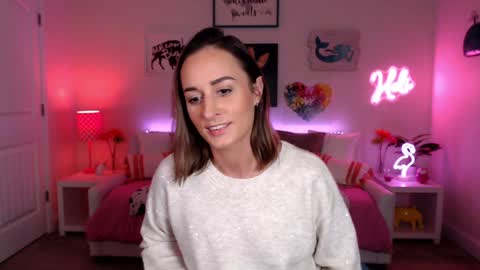 Snapshot of holihurricane chatting on December 16, 4:06 am Holi Hurricane online show from December 16, 4:06 am