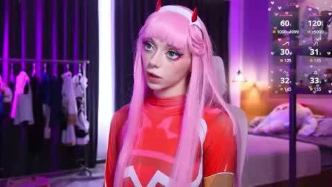 Holli online show from February 20, 9:21 am