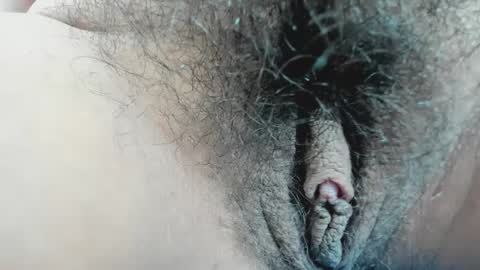 holly... online show from January 18, 6:32 pm