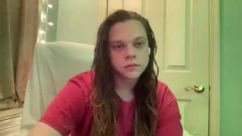 Hollys Drive threw Side Of CB. online show from December 20, 3:14 am