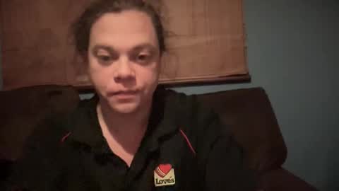 Hollys Drive threw Side Of CB. online show from November 4, 4:55 am