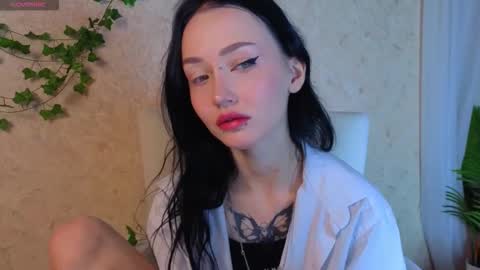 holly_berryy_ online show from September 20, 1:28 am