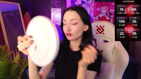 holly_berryy_ online show from October 1, 1:33 am