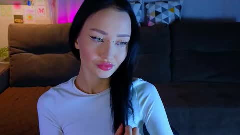holly_berryy_ online show from October 6, 1:58 am