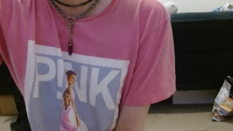 Holly Hawkes online show from January 16, 10:12 pm