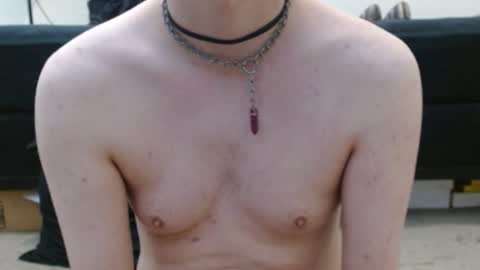 Holly Hawkes online show from January 18, 11:44 pm