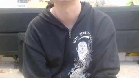 Holly Hawkes online show from February 22, 8:20 pm