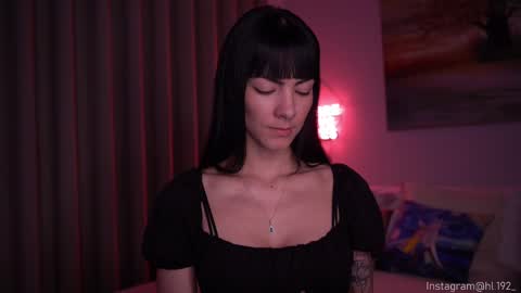 Snapshot of hollylinder_ chatting on February 13, 4:54 am Holly Linder online show from February 13, 4:54 am