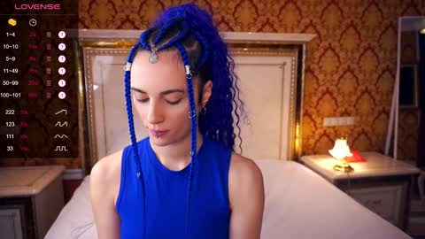 Snapshot of hollymonica chatting on December 31, 5:44 am Delly online show from December 31, 5:44 am