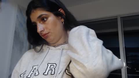 Snapshot of hollyshit_ chatting on February 7, 11:55 pm hollyshit_ online show from February 7, 11:55 pm