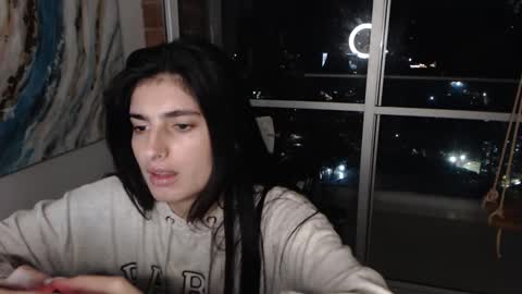 Snapshot of hollyshit_ chatting on February 13, 12:46 am hollyshit_ online show from February 13, 12:46 am