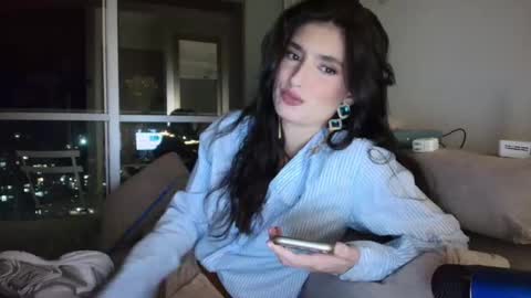 Snapshot of hollyshit_ chatting on September 21, 12:12 am hollyshit_ online show from September 21, 12:12 am