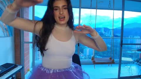 Snapshot of hollyshit_ chatting on October 2, 10:50 pm hollyshit_ online show from October 2, 10:50 pm