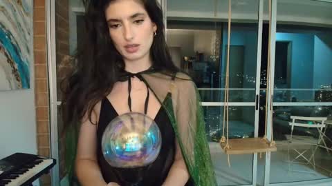 Snapshot of hollyshit_ chatting on October 3, 11:46 pm hollyshit_ online show from October 3, 11:46 pm