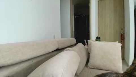 Snapshot of hollyshit_ chatting on October 20, 12:44 am hollyshit_ online show from October 20, 12:44 am