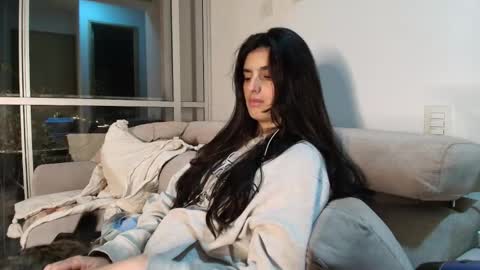 Snapshot of hollyshit_ chatting on November 23, 12:54 am hollyshit_ online show from November 23, 12:54 am