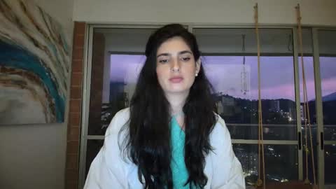 hollyshit_ online show from March 18, 11:30 pm