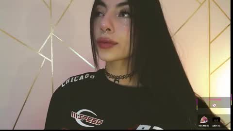 Snapshot of hollyxx_ chatting on February 21, 9:43 pm holly online show from February 21, 9:43 pm