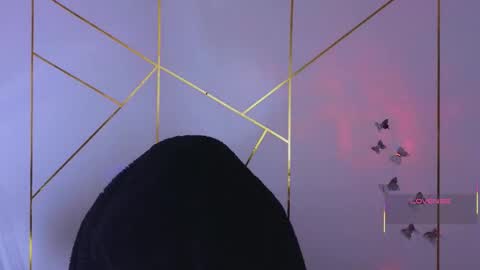 Snapshot of hollyxx_ chatting on November 6, 1:34 pm holly online show from November 6, 1:34 pm