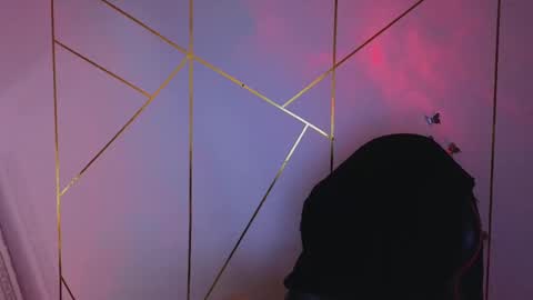 Snapshot of hollyxx_ chatting on November 16, 10:37 pm holly online show from November 16, 10:37 pm