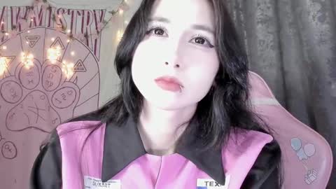 Ho Lee Sheet online show from September 24, 3:48 pm