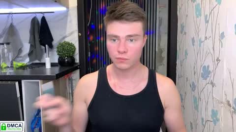 Snapshot of holy_eggs_00 chatting on December 1, 1:27 pm holy_eggs_00 online show from December 1, 1:27 pm