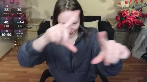 holybabydoll online show from November 24, 11:54 am