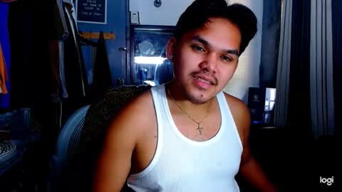 Snapshot of holydiorx chatting on September 19, 4:25 am holydiorx online show from September 19, 4:25 am