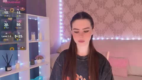 Mia online show from February 24, 4:21 am