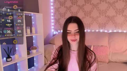 Mia online show from April 15, 4:08 am