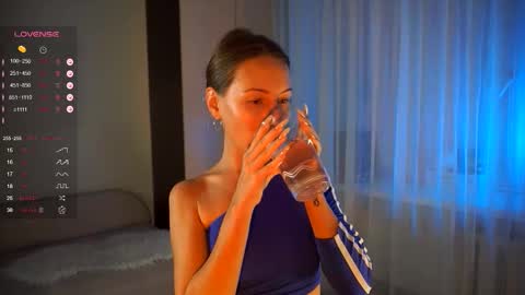 V online show from September 14, 8:08 pm