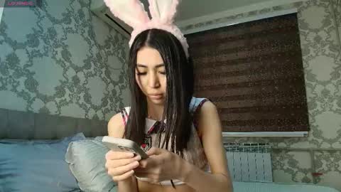 homura_ayanami online show from February 6, 6:18 am