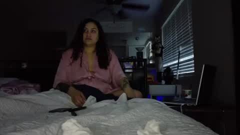 Honey online show from October 11, 1:09 pm